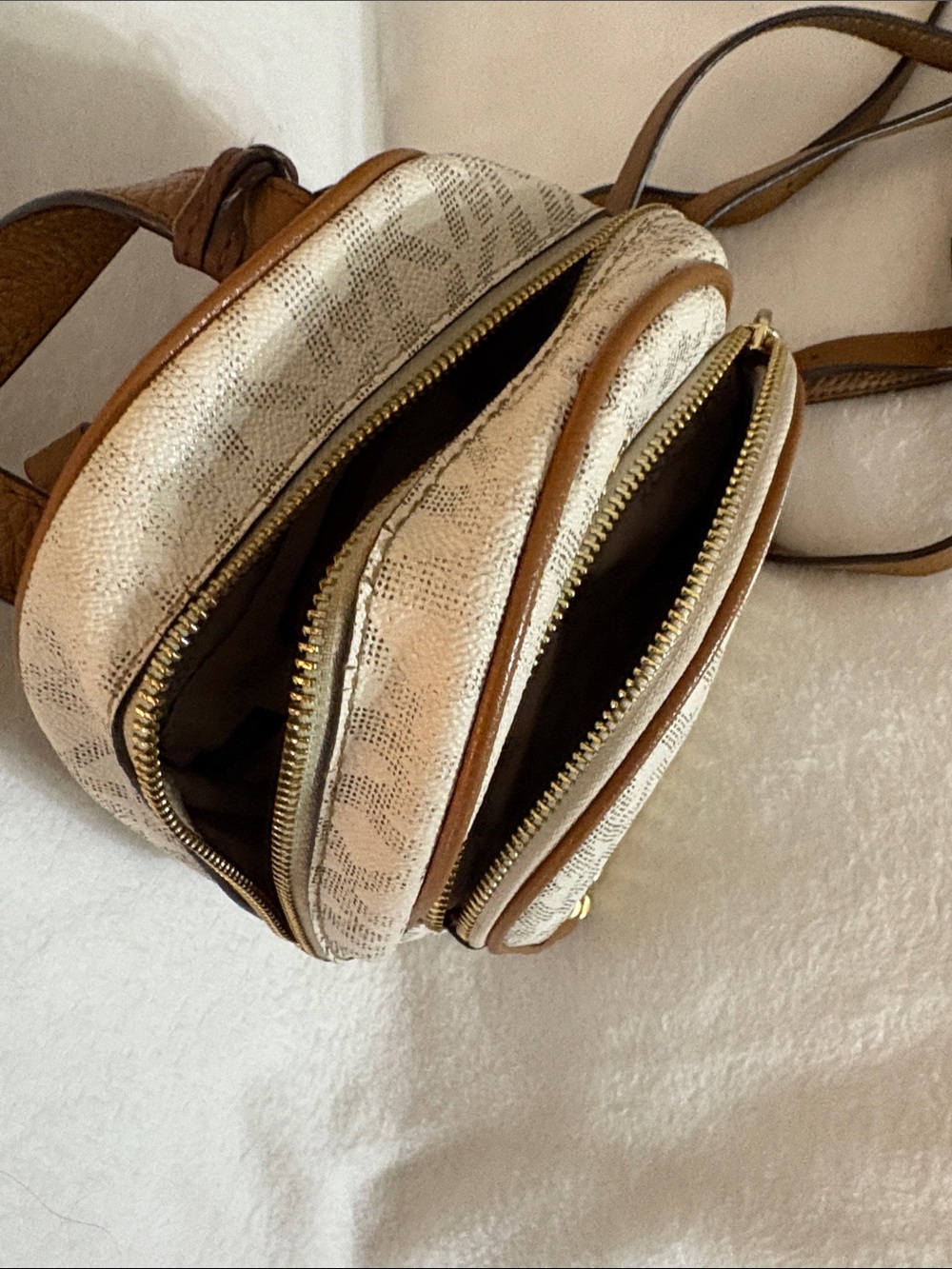 Michael Kors White & Brown MK Logo Mini Backpack with Gold Studs - Picture 4 of 4